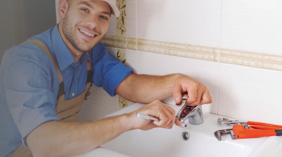 Local tankless water heater installation in Osawatomie, KS